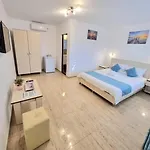 Casa Adi Vama Veche