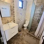 Guest house Casa Adi Vama Veche