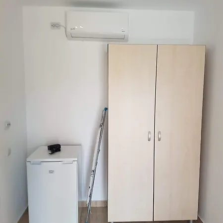 Casa Adi ゲストハウス 3*
