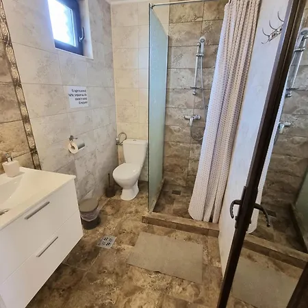 בית הארחה Casa Adi 3*
