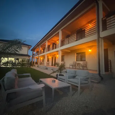 Vendégház Casa Adi 3*